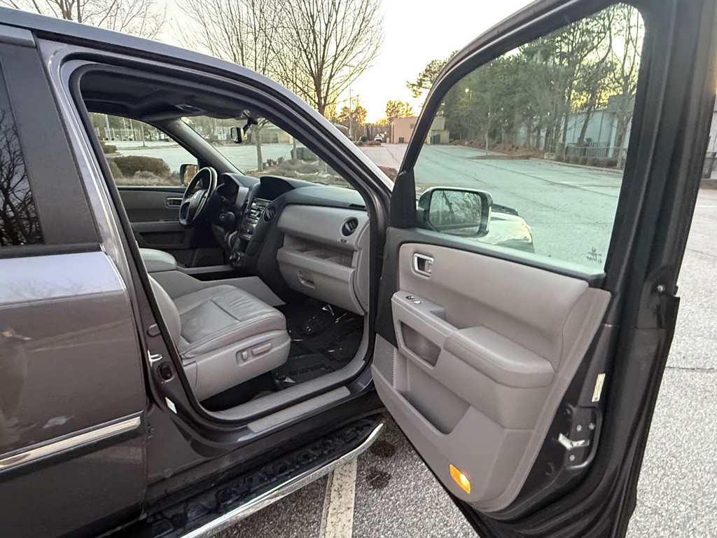 2014 Honda Pilot Image 17