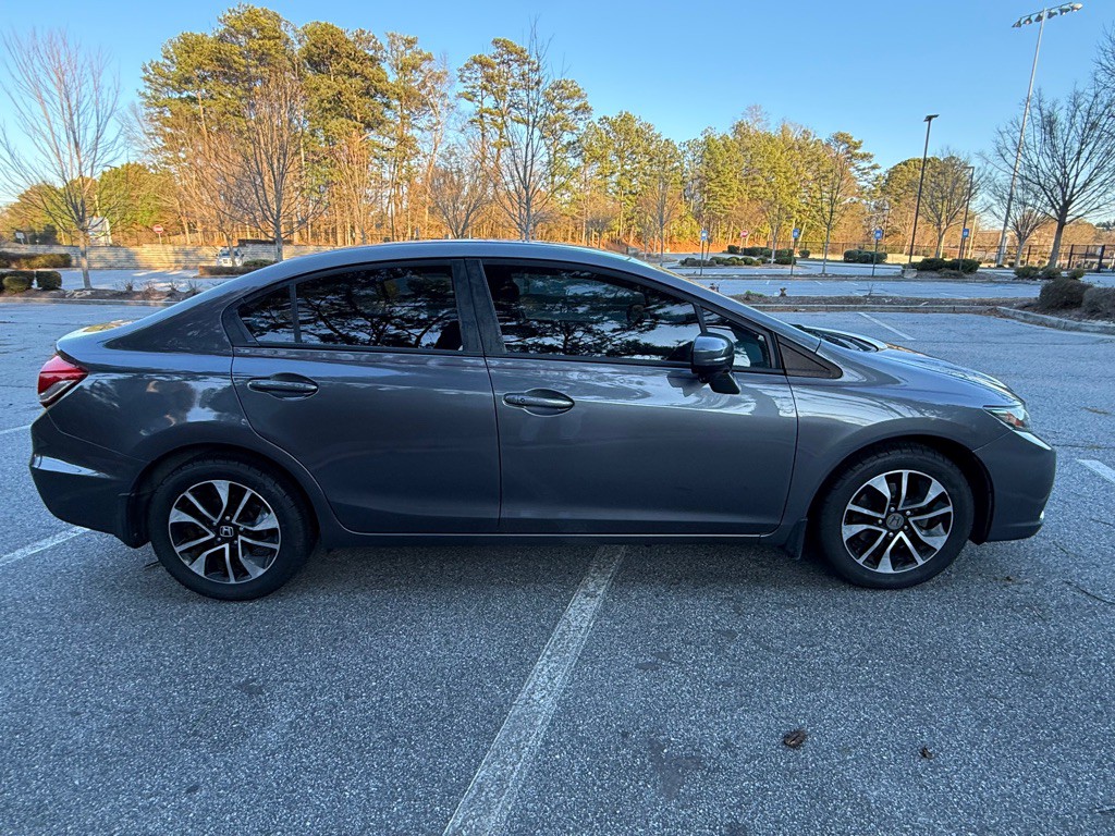 2015 Honda Civic Image 9