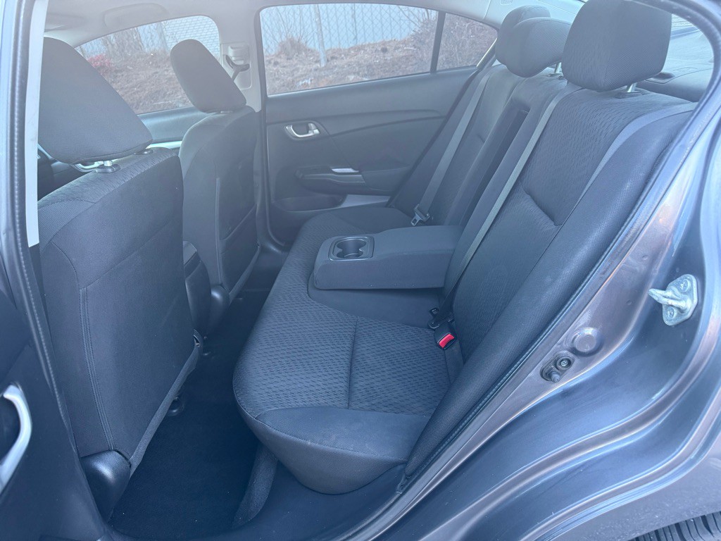 2015 Honda Civic Image 13