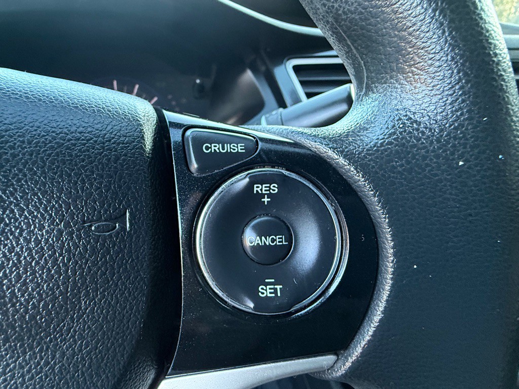 2015 Honda Civic Image 31