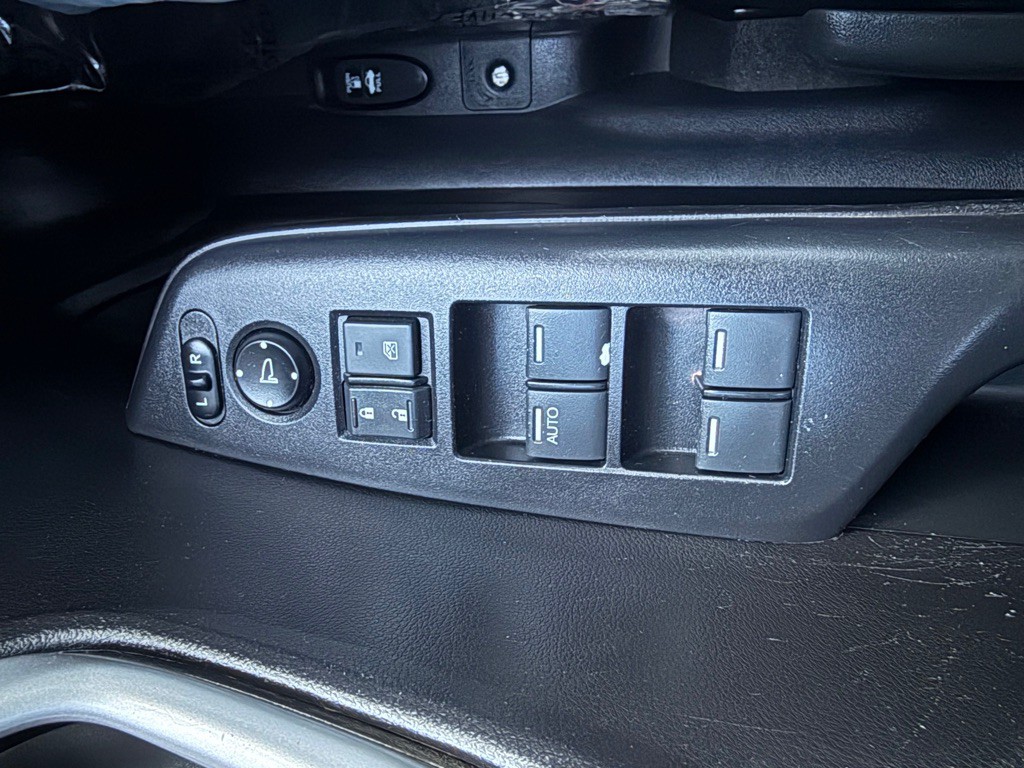 2015 Honda Civic Image 35