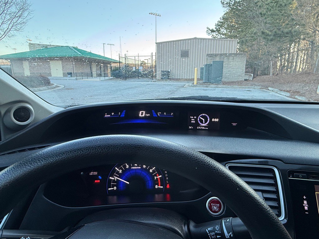 2015 Honda Civic Image 38