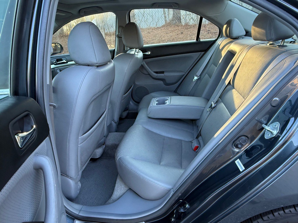 2005 Acura TSX Image 13