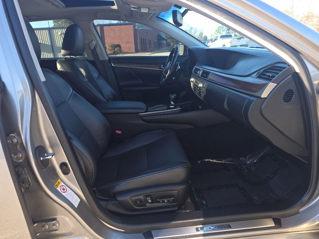 2015 Lexus GS Image 17