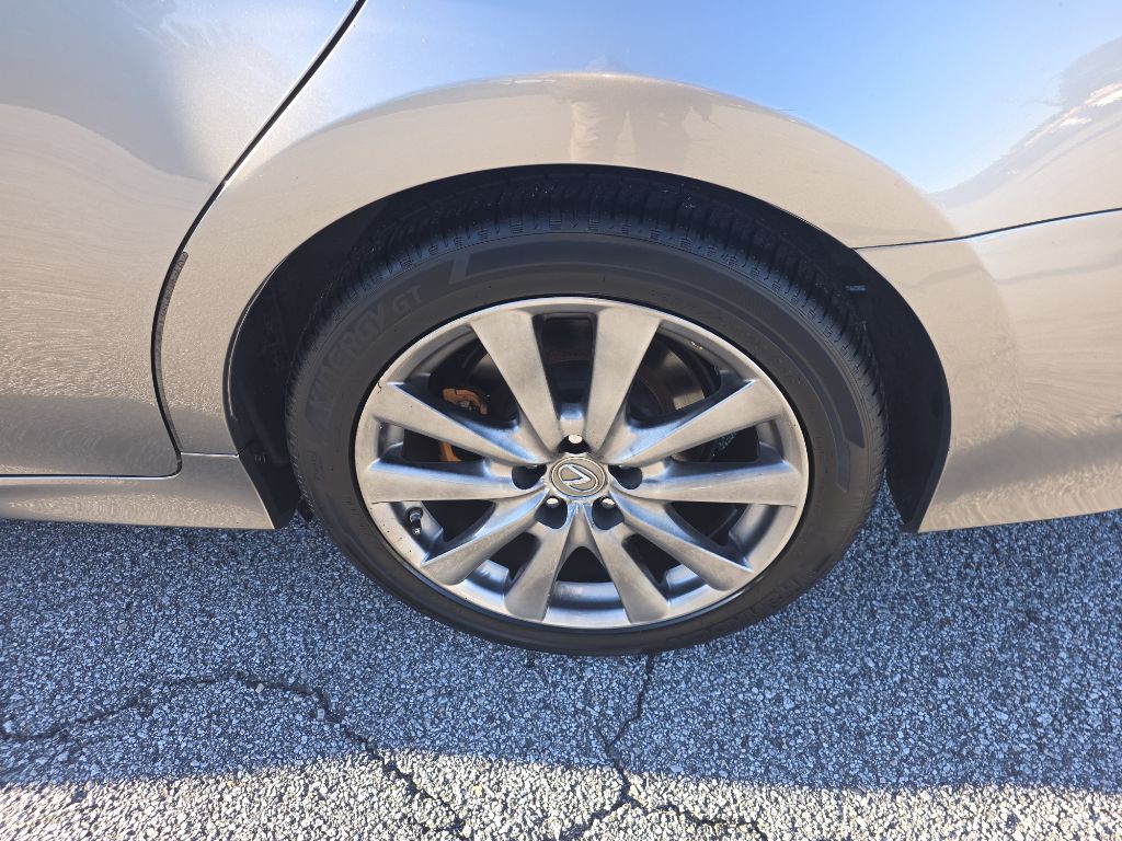 2015 Lexus GS Image 21