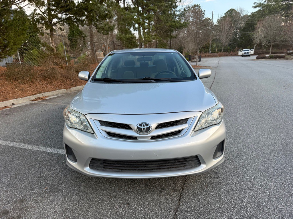 2012 Toyota Corolla Image 2