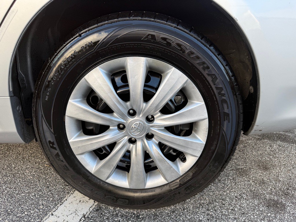 2012 Toyota Corolla Image 23