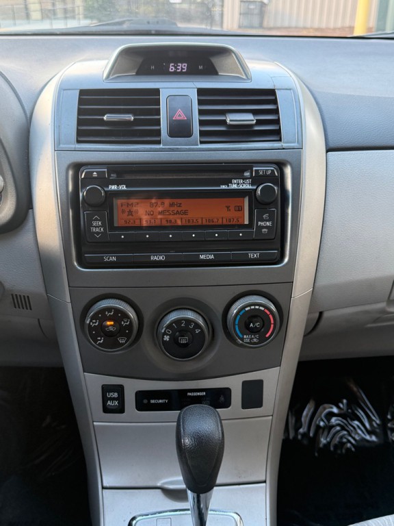 2012 Toyota Corolla Image 39