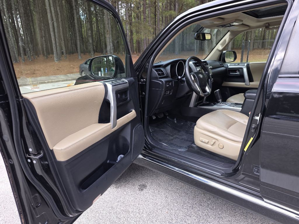 2012 Toyota 4Runner Image 9