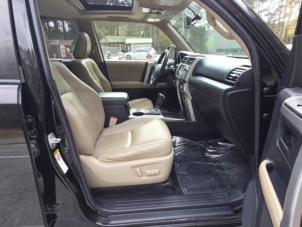 2012 Toyota 4Runner Image 17