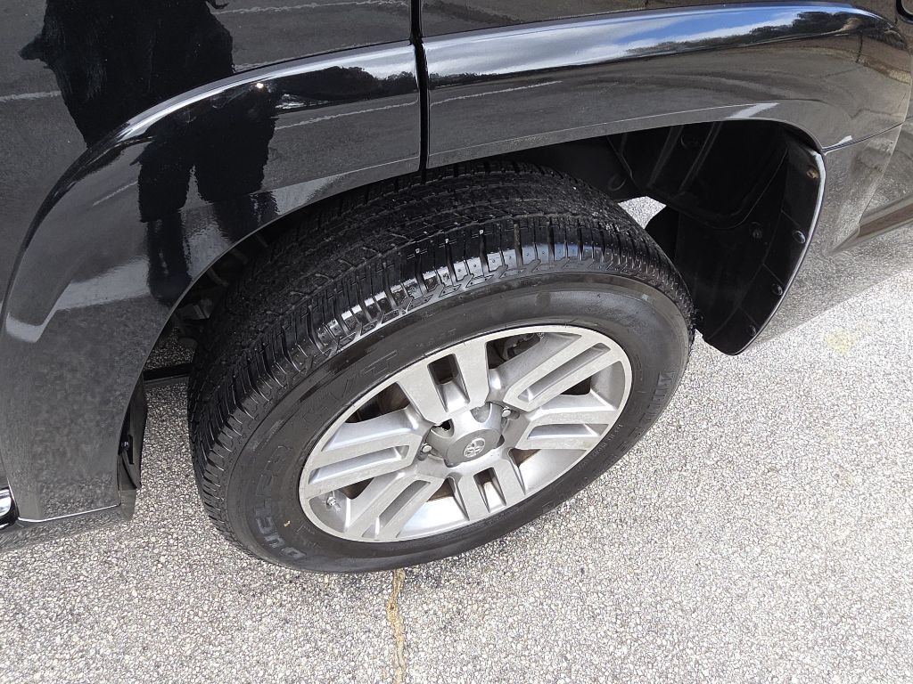 2012 Toyota 4Runner Image 21