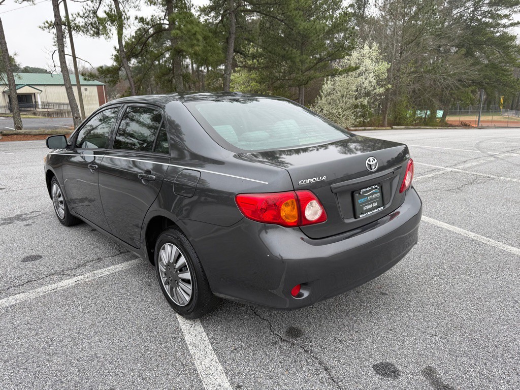 2010 Toyota Corolla Image 5