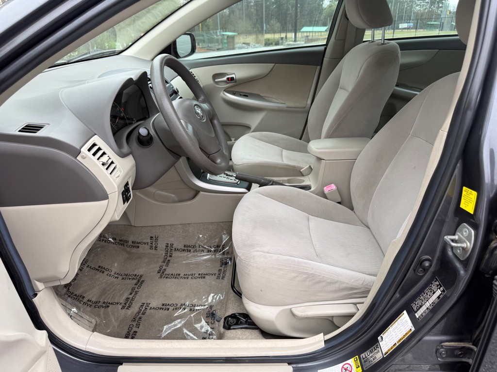 2010 Toyota Corolla Image 10