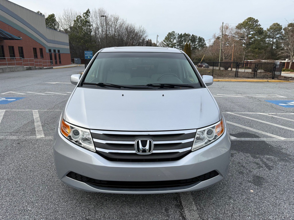 2012 Honda Odyssey Image 2