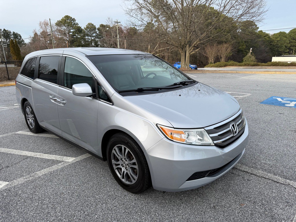 2012 Honda Odyssey Image 3