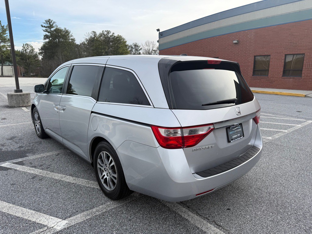 2012 Honda Odyssey Image 5