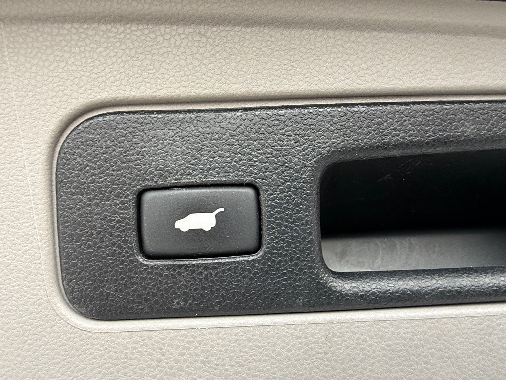 2012 Honda Odyssey Image 17