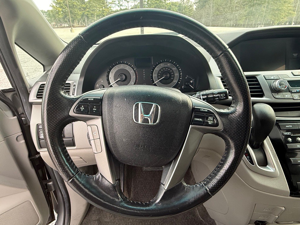 2012 Honda Odyssey Image 33