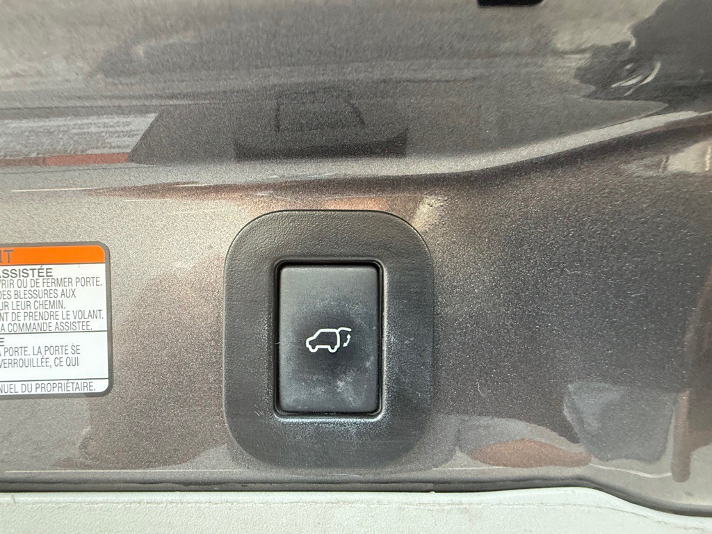2014 Toyota Sienna Image 27