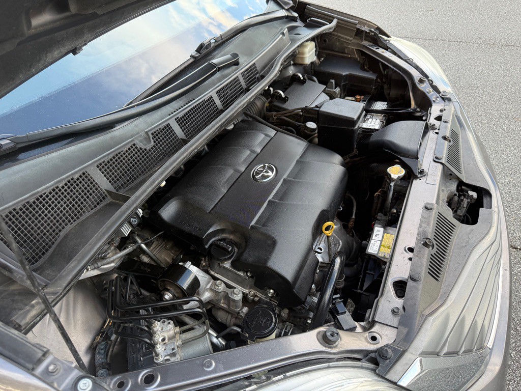 2014 Toyota Sienna Image 30