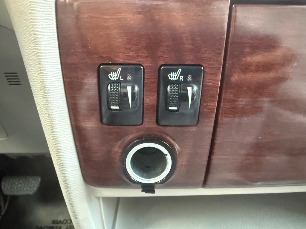 2014 Toyota Sienna Image 52