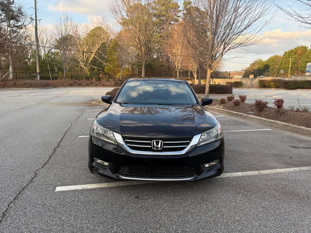 2015 Honda Accord Image 2