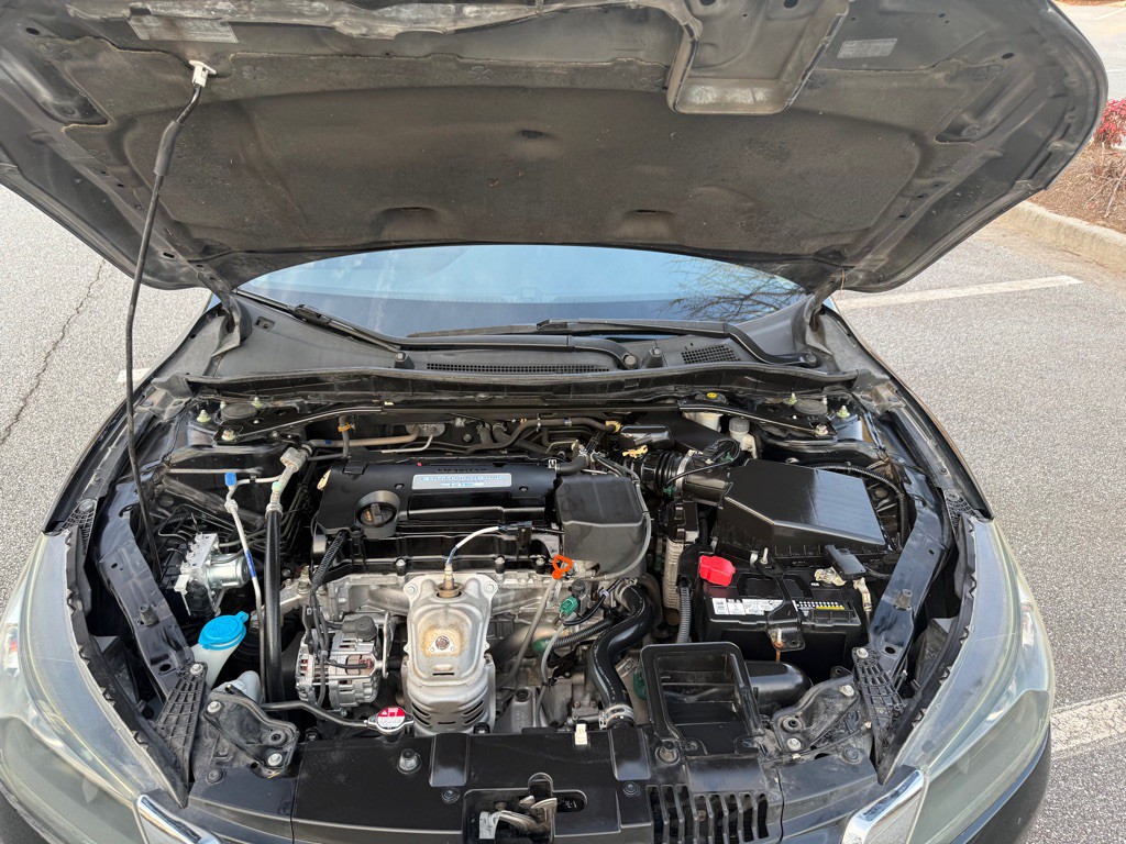 2015 Honda Accord Image 26