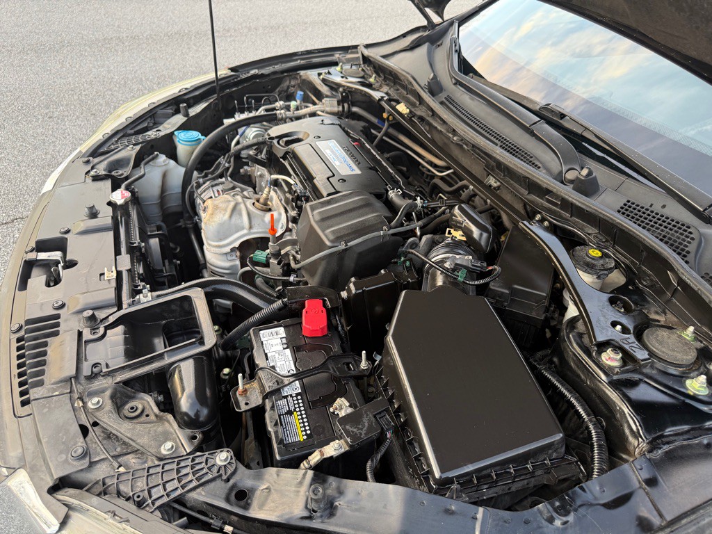 2015 Honda Accord Image 27