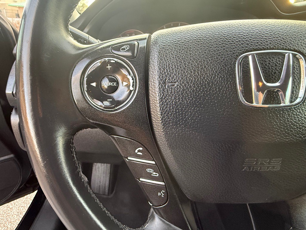 2015 Honda Accord Image 31