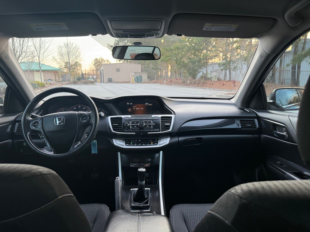 2015 Honda Accord Image 47