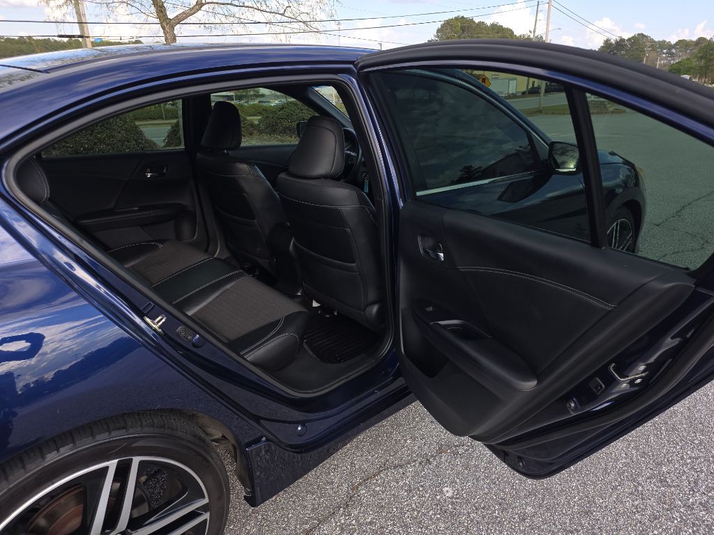 2016 Honda Accord Image 14