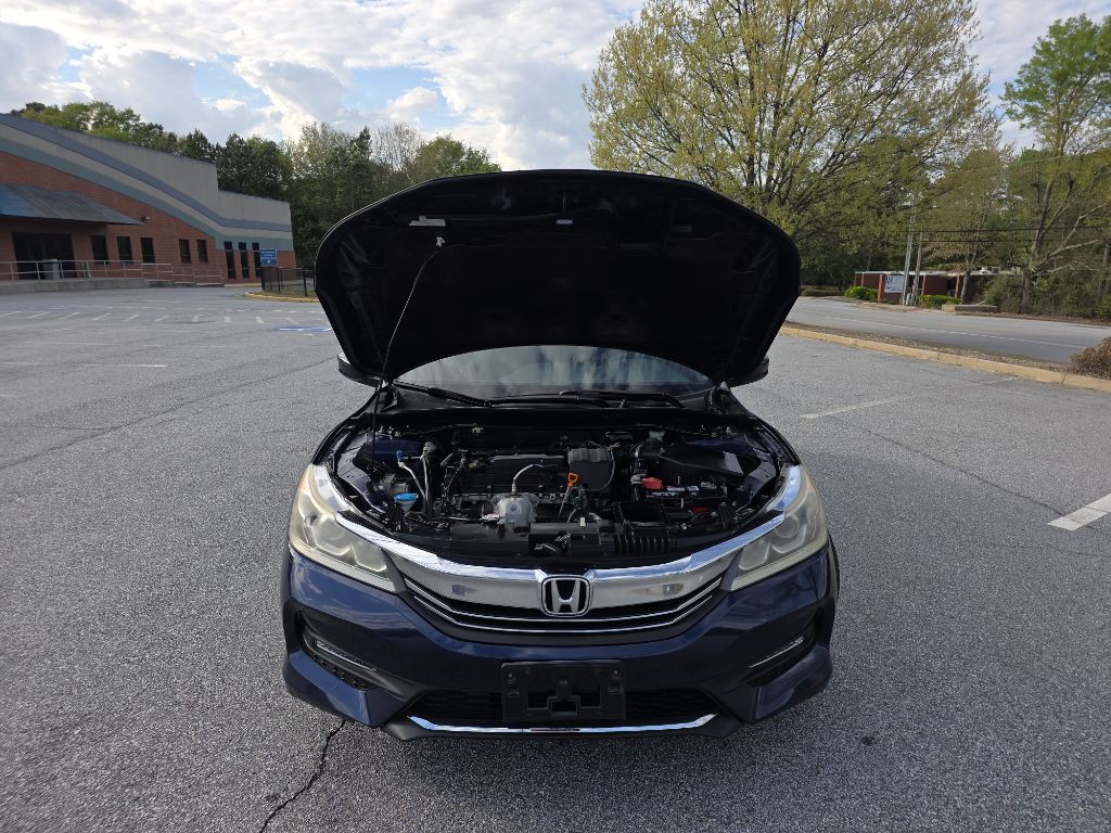 2016 Honda Accord Image 18