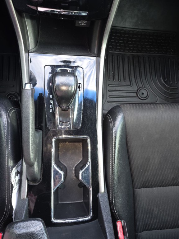 2016 Honda Accord Image 50