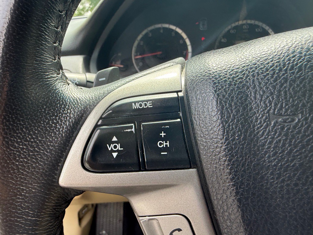 2012 Honda Accord Image 30