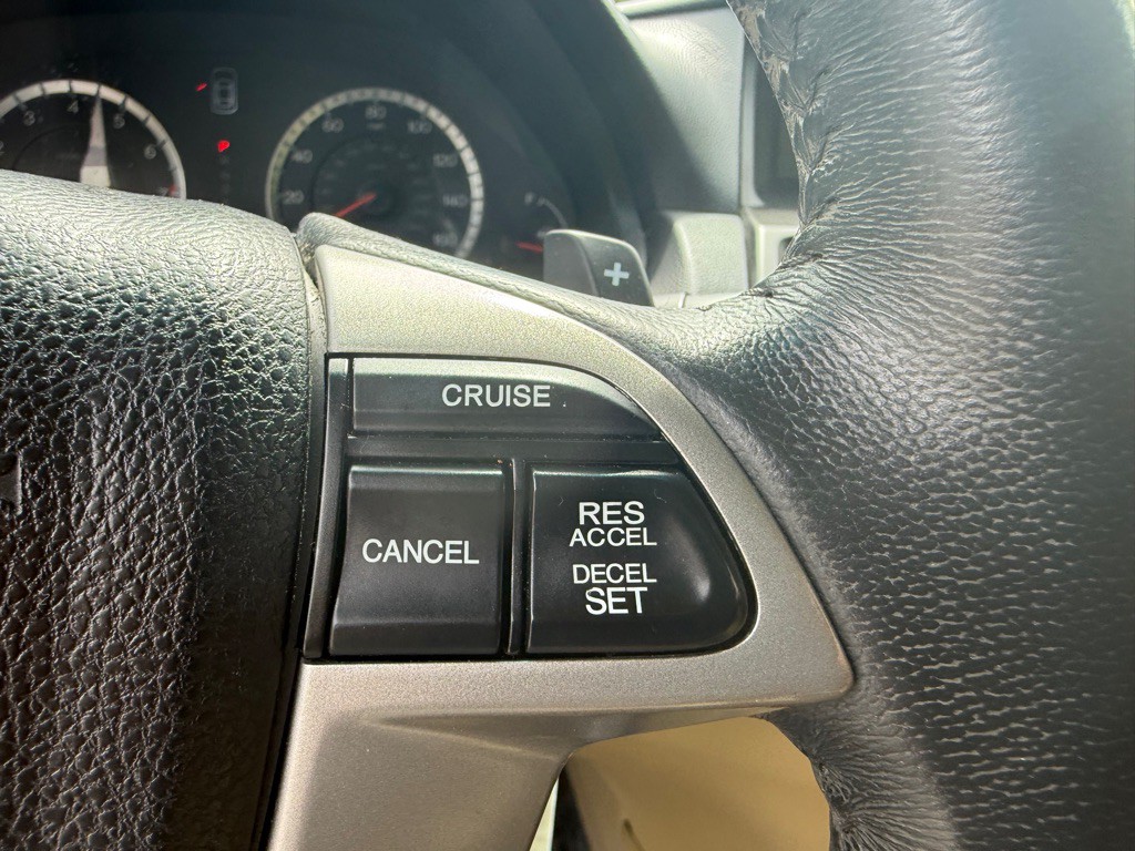 2012 Honda Accord Image 32