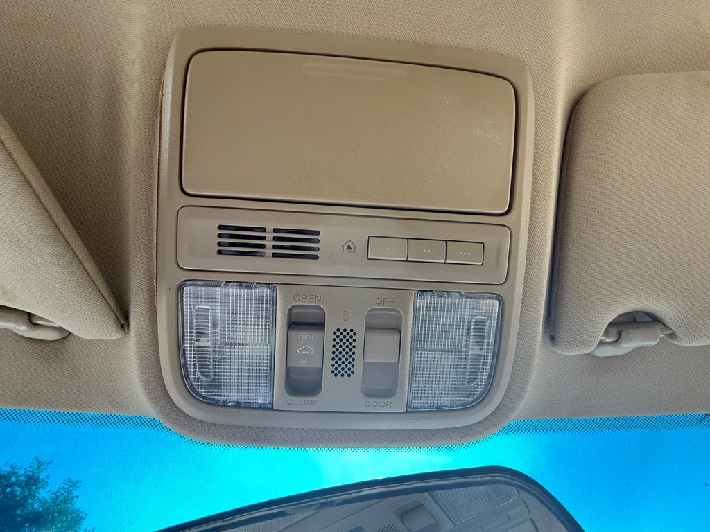 2012 Honda Accord Image 35