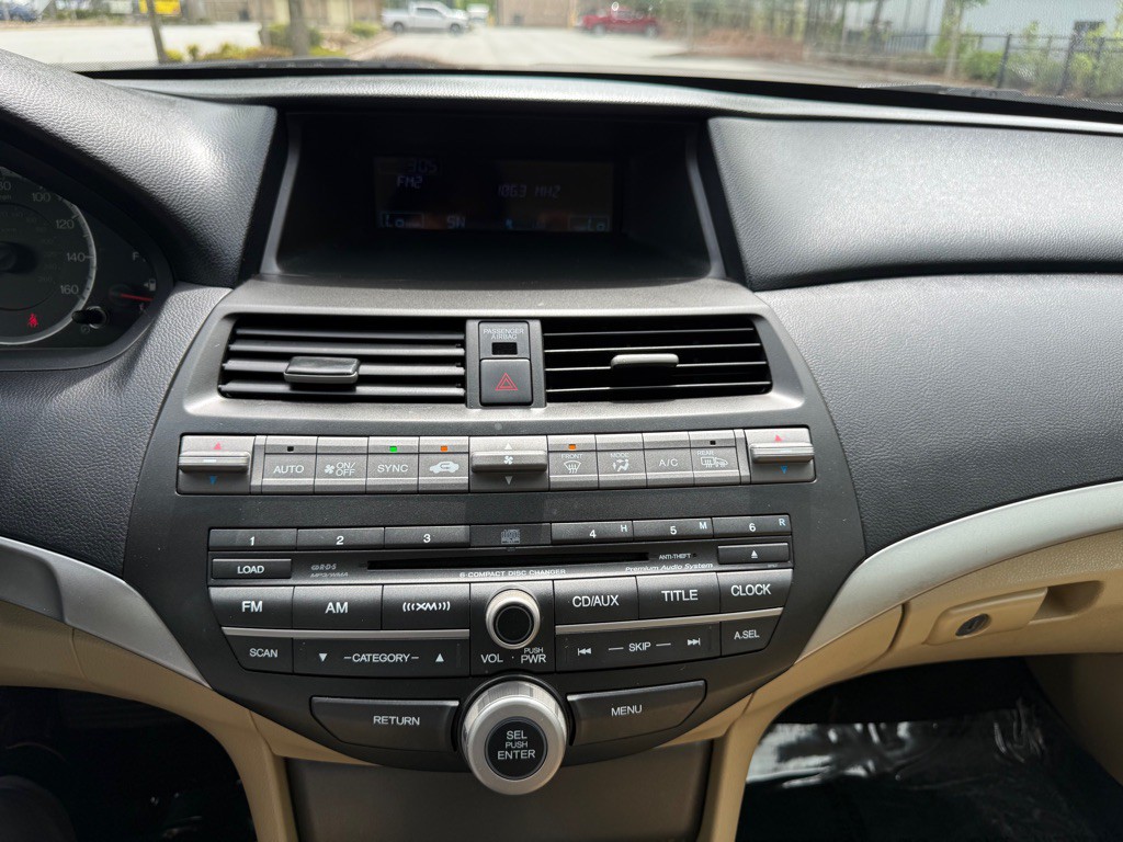 2012 Honda Accord Image 36