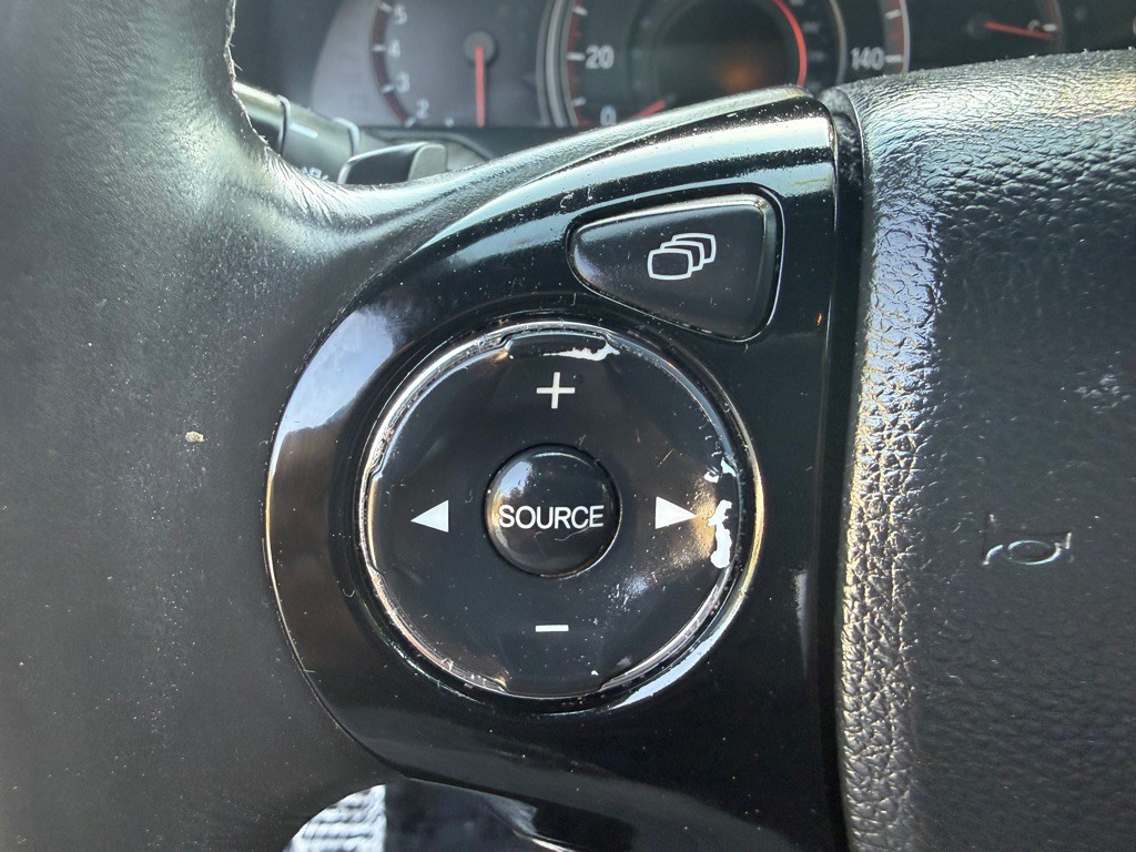 2017 Honda Accord Image 30