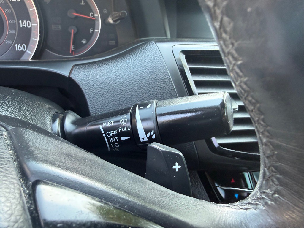 2017 Honda Accord Image 33