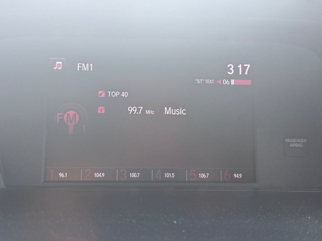 2017 Honda Accord Image 38