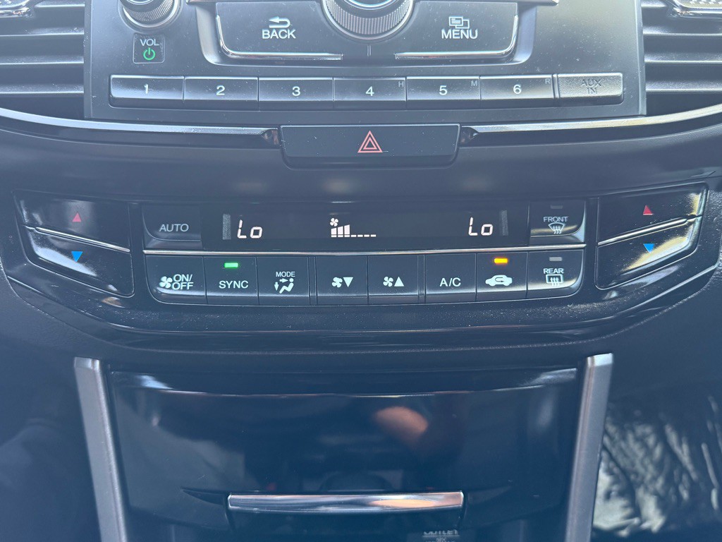 2017 Honda Accord Image 44