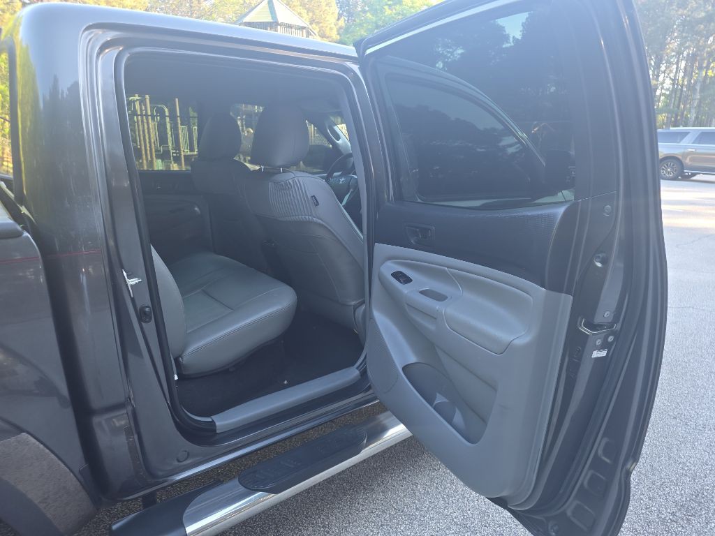 2013 Toyota Tacoma Image 14
