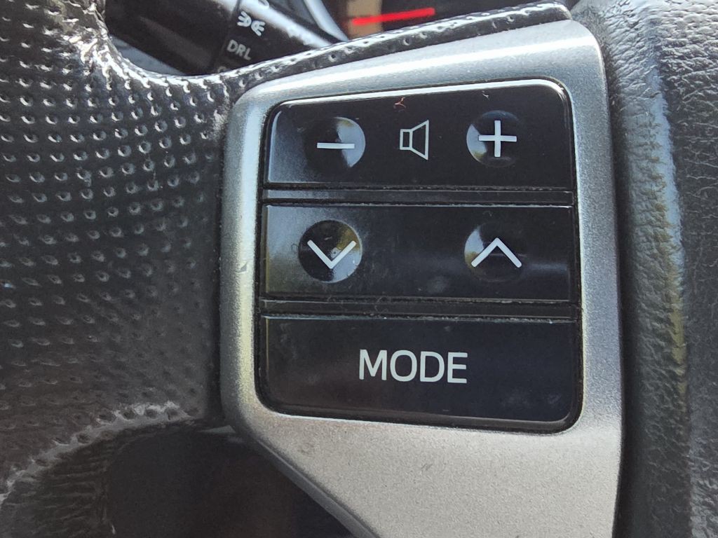 2013 Toyota Tacoma Image 30