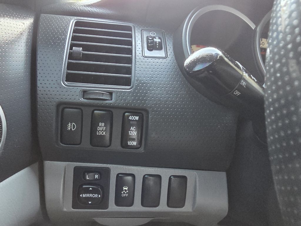 2013 Toyota Tacoma Image 38