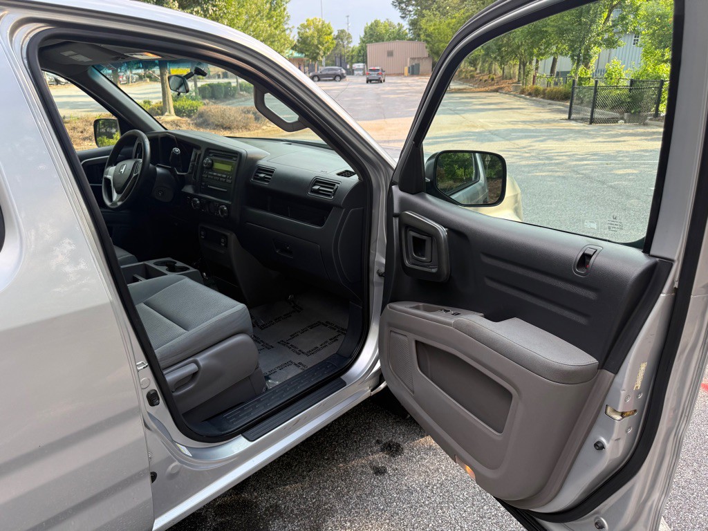 2012 Honda Ridgeline Image 23