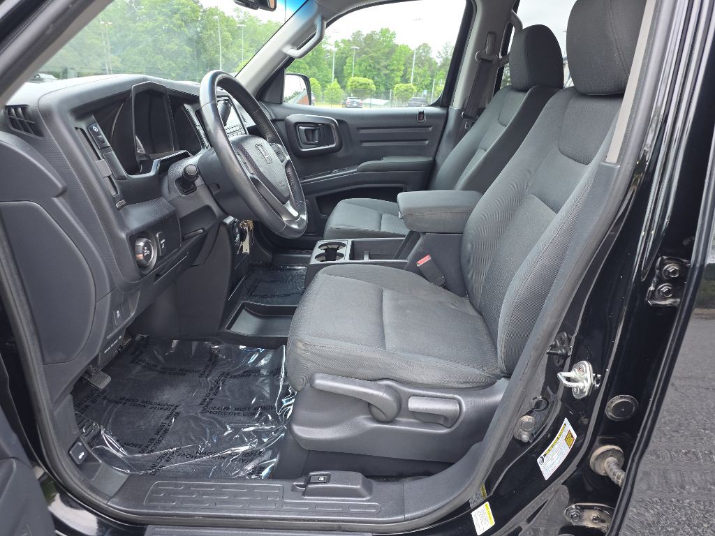 2014 Honda Ridgeline Image 10