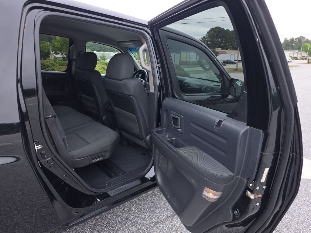 2014 Honda Ridgeline Image 15