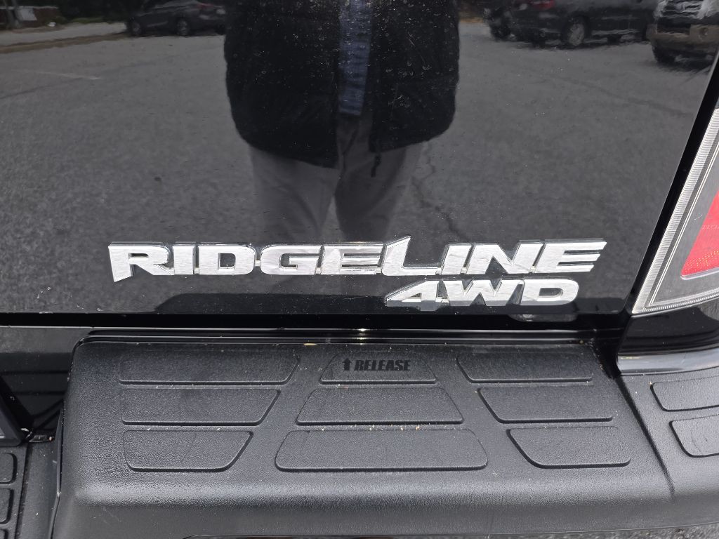 2014 Honda Ridgeline Image 27