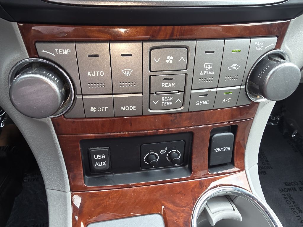 2013 Toyota Highlander Image 39
