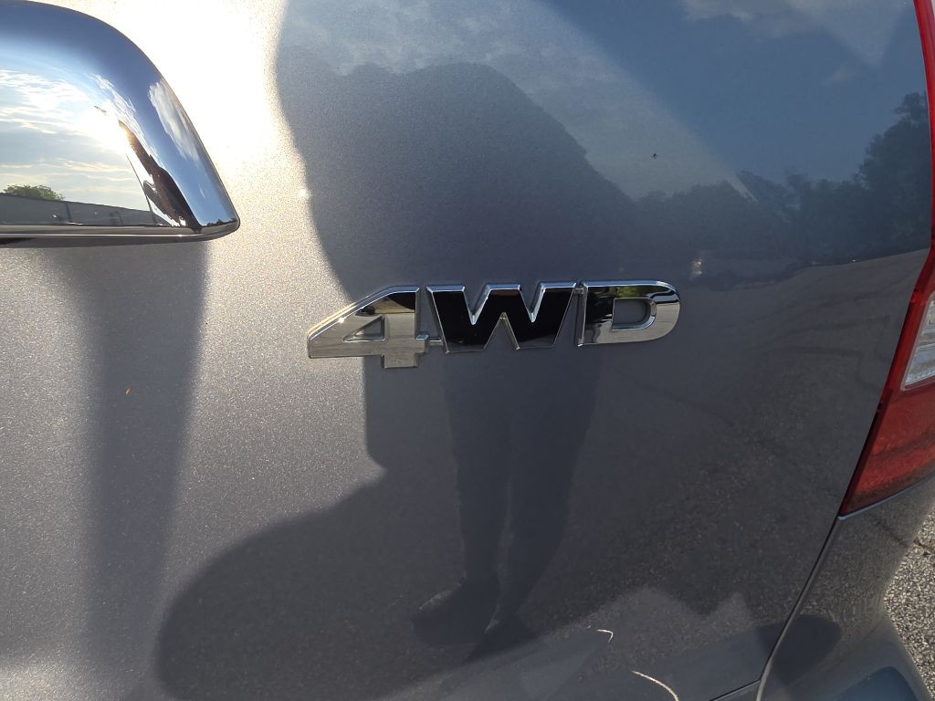 2010 Honda CR-V Image 24
